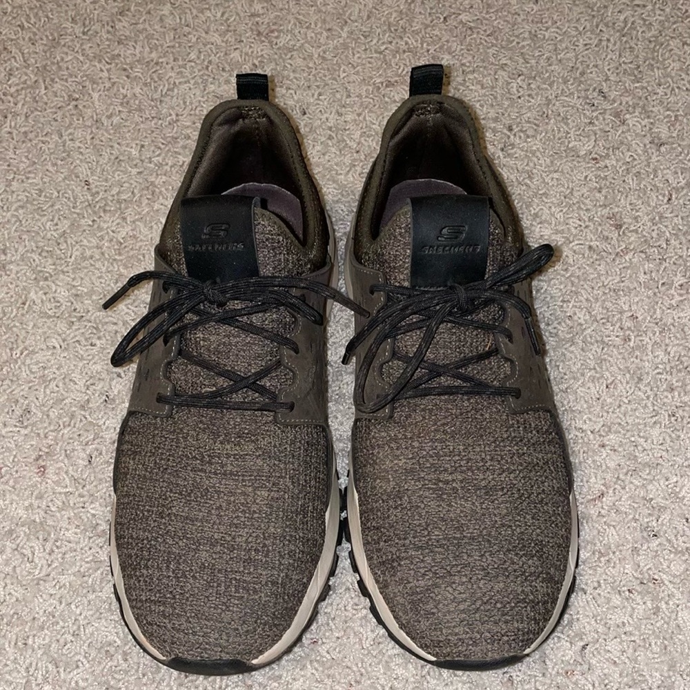 Men’s Sketchers Tennis Shoes